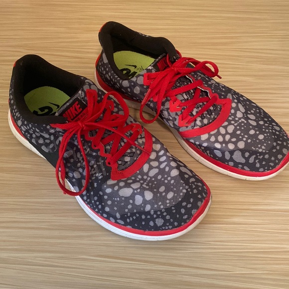 Nike Other - Nike Sneakers